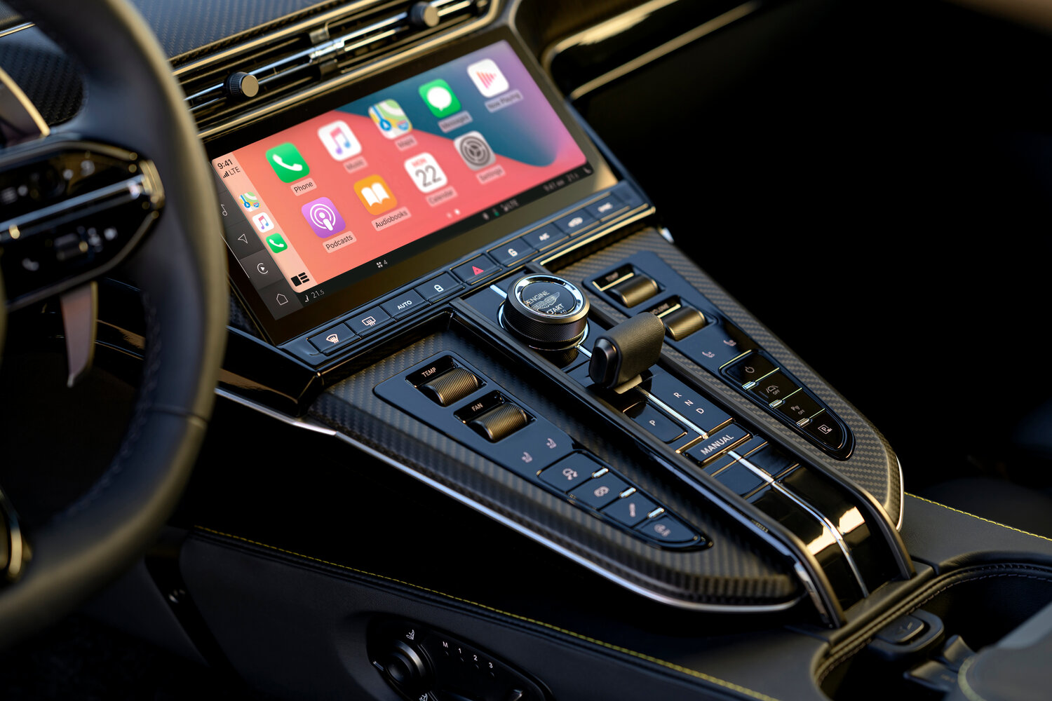 Aston Martin V8 Vantage IV Рестайлинг, 2024, фото 5