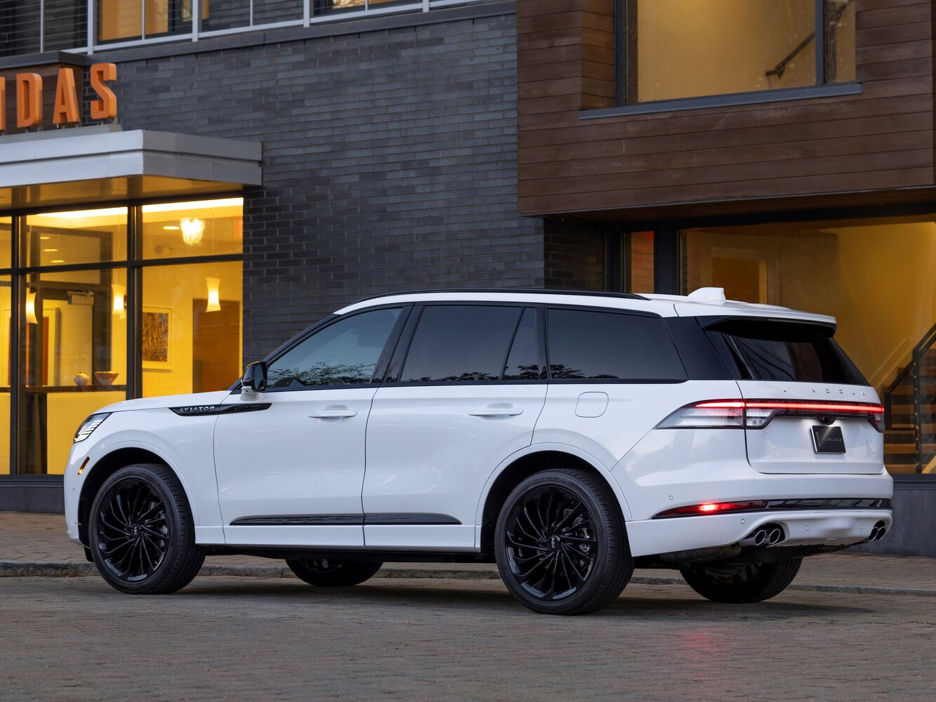 Lincoln Aviator II Рестайлинг, 2026, фото 9