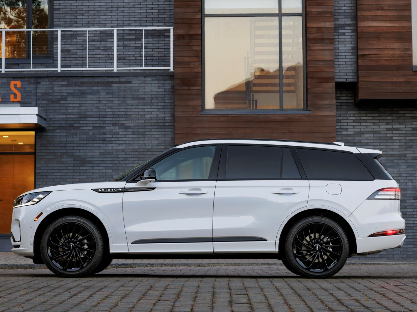 Lincoln Aviator II Рестайлинг, 2026, фото 8