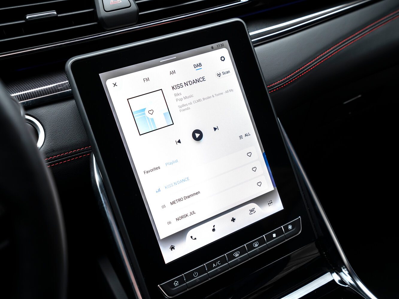 Maxus EUNIQ 6, 2021, фото 14
