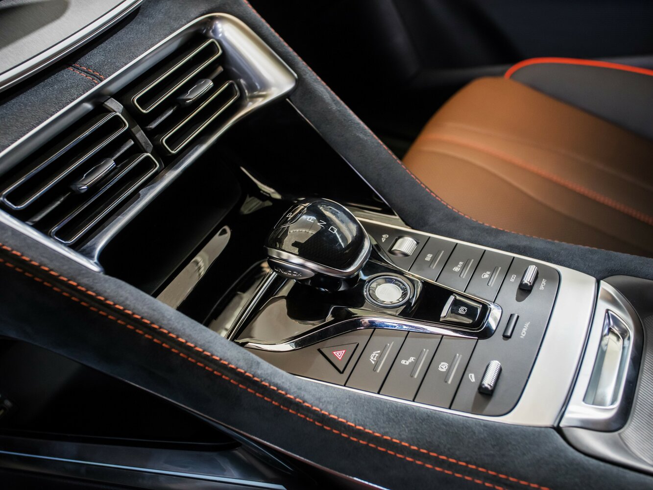 BYD Song Plus I, 2021, фото 8