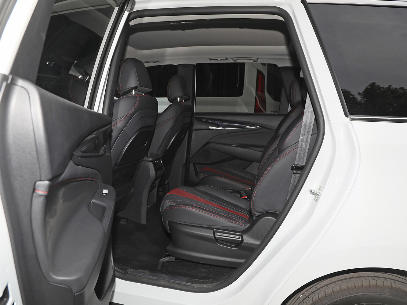 Maxus MIFA 5 I, 2022, фото 2