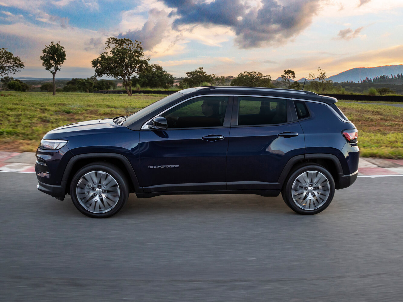 Jeep Compass II Рестайлинг, 2020, фото 3