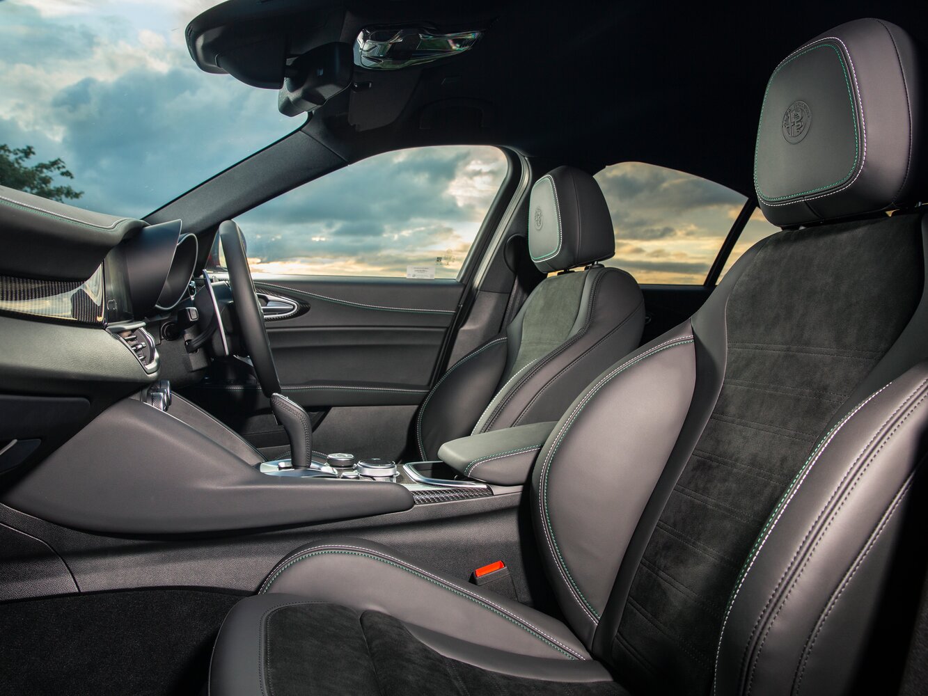 Alfa Romeo Giulia II (952) Рестайлинг, 2023, фото 11