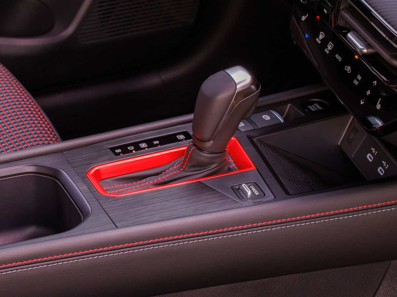 Nissan Kicks II, 2024, фото 14