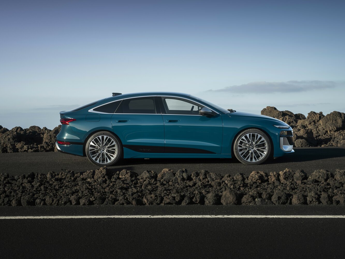 Audi S6 e-tron, 2026, фото 3