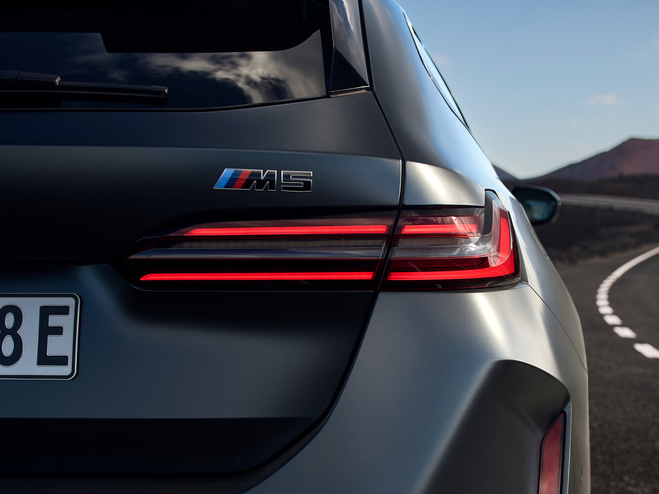 BMW M5 VII (G90), 2026, фото 16