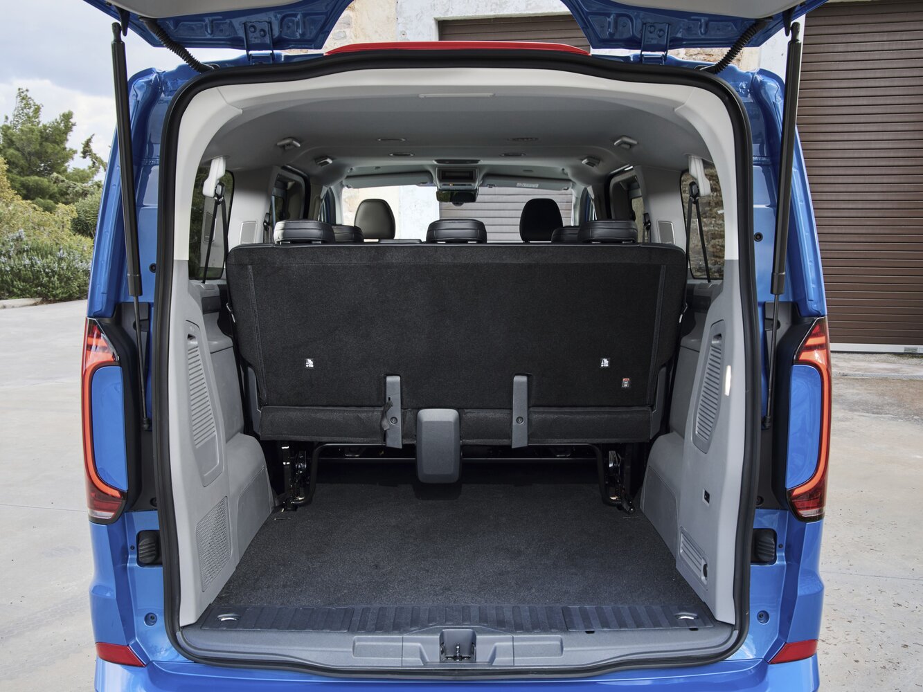 Volkswagen Caravelle T7, 2025, фото 9