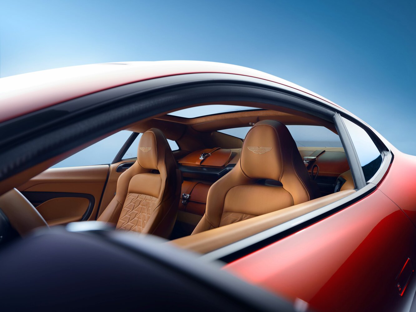 Aston Martin Vanquish III, 2024, фото 9
