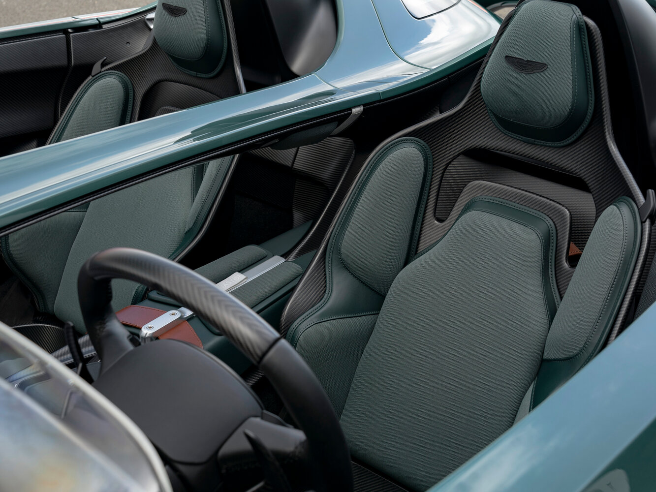Aston Martin V12 Speedster, 2020, фото 8