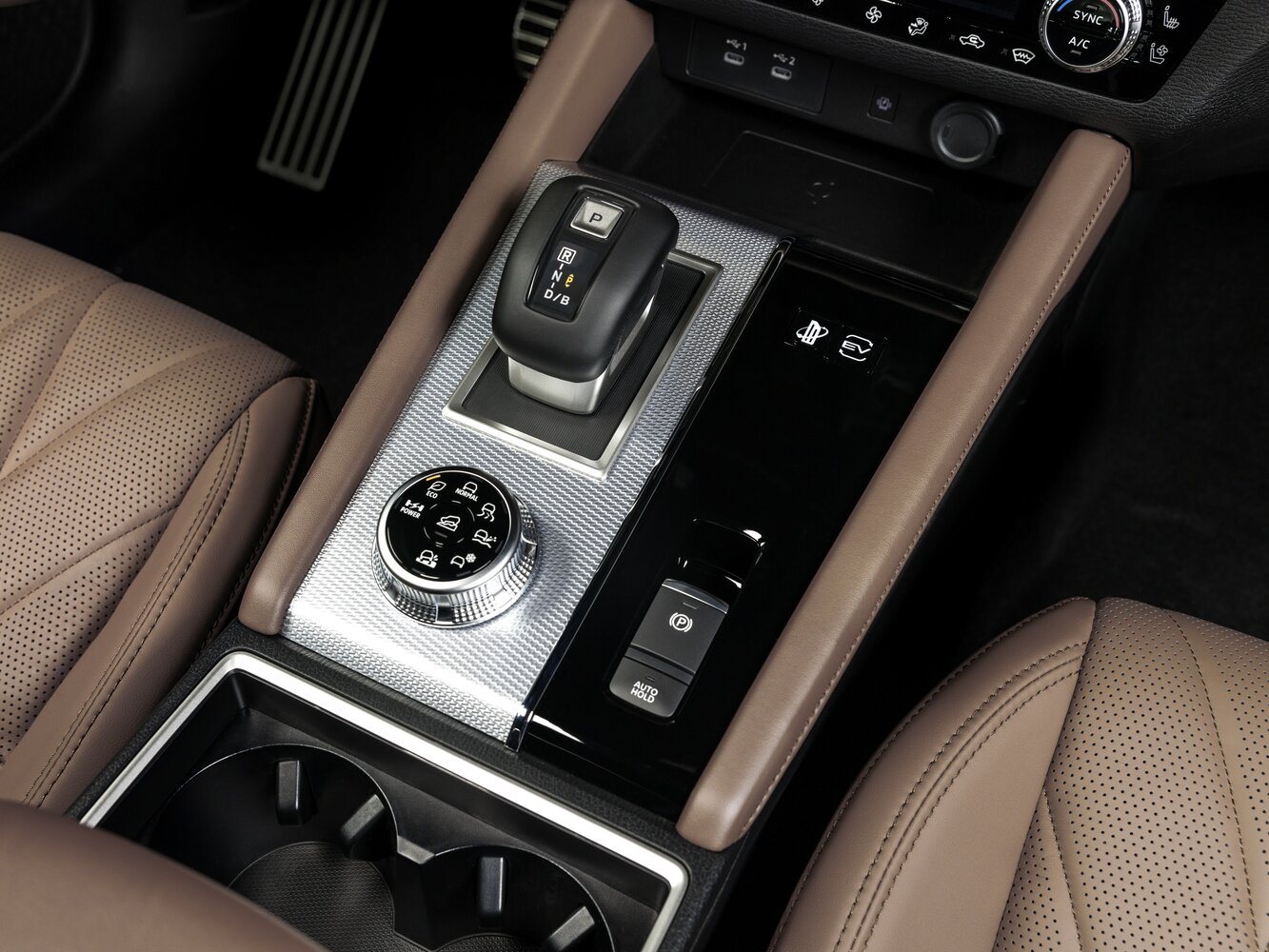 Mitsubishi Outlander IV Рестайлинг, 2026, фото 18