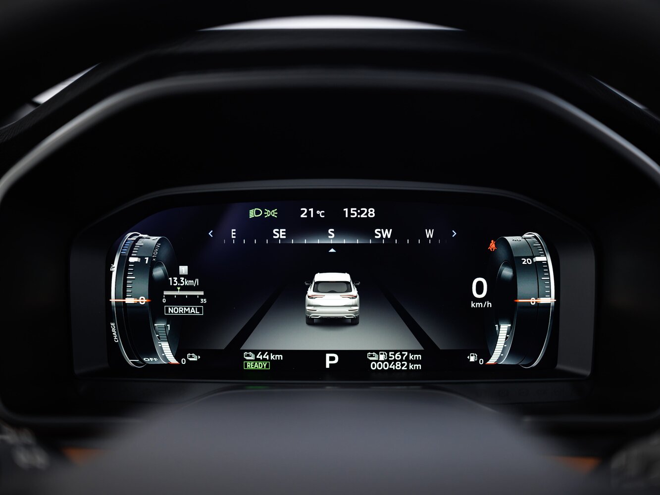 Mitsubishi Outlander IV Рестайлинг, 2026, фото 8