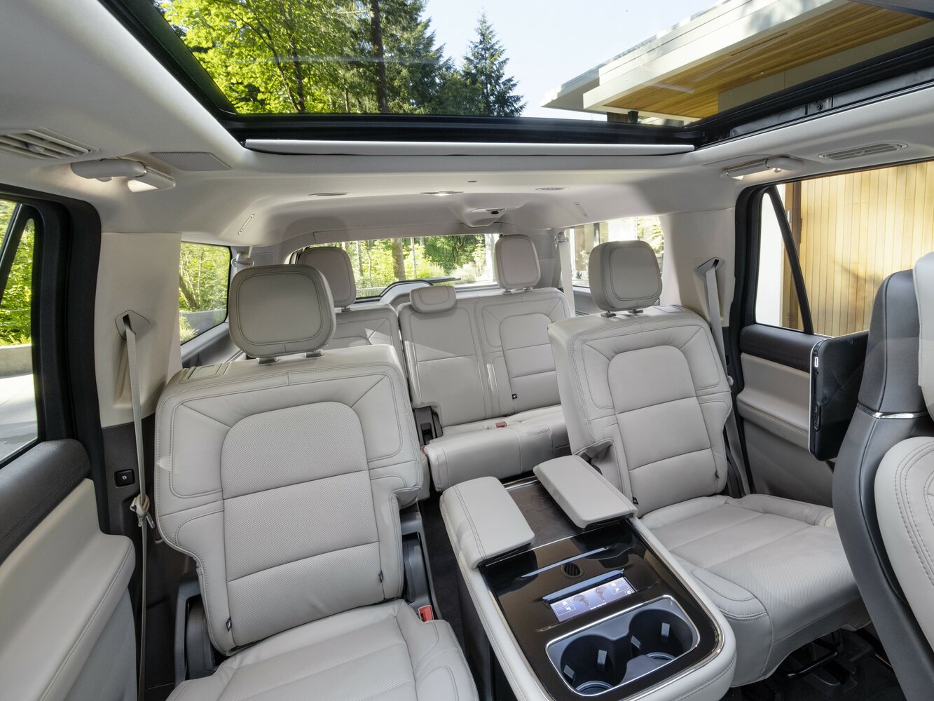 Lincoln Navigator IV Рестайлинг, 2025, фото 11