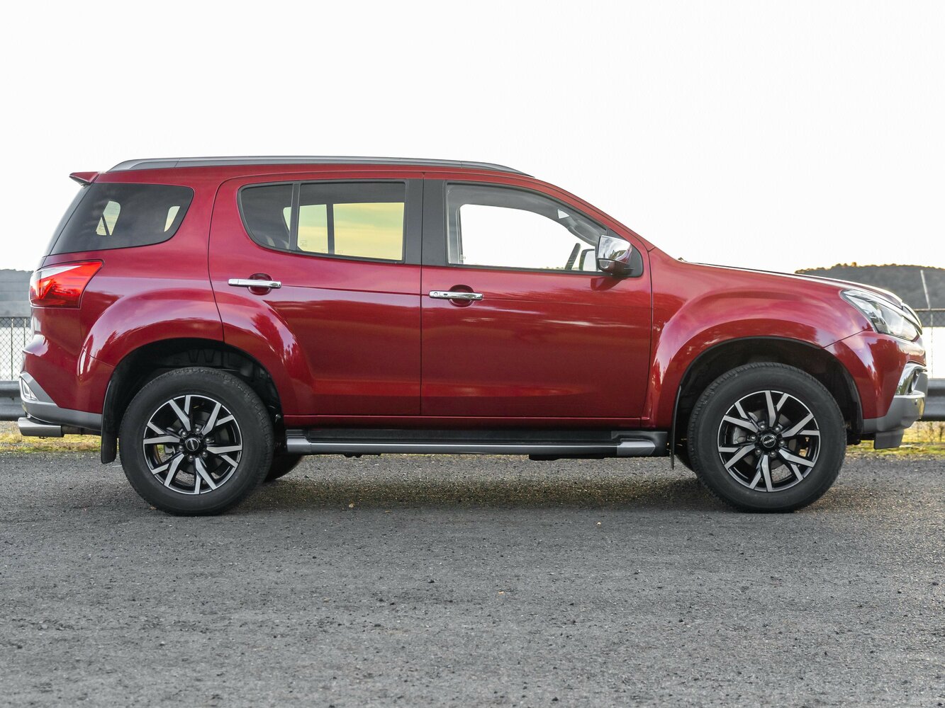 Isuzu MU-X I Рестайлинг, 2018, фото 4