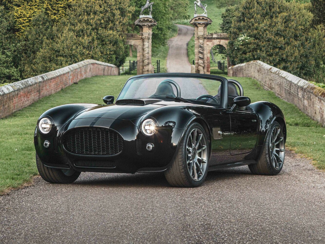 AC Cobra GT, 2023, фото 11
