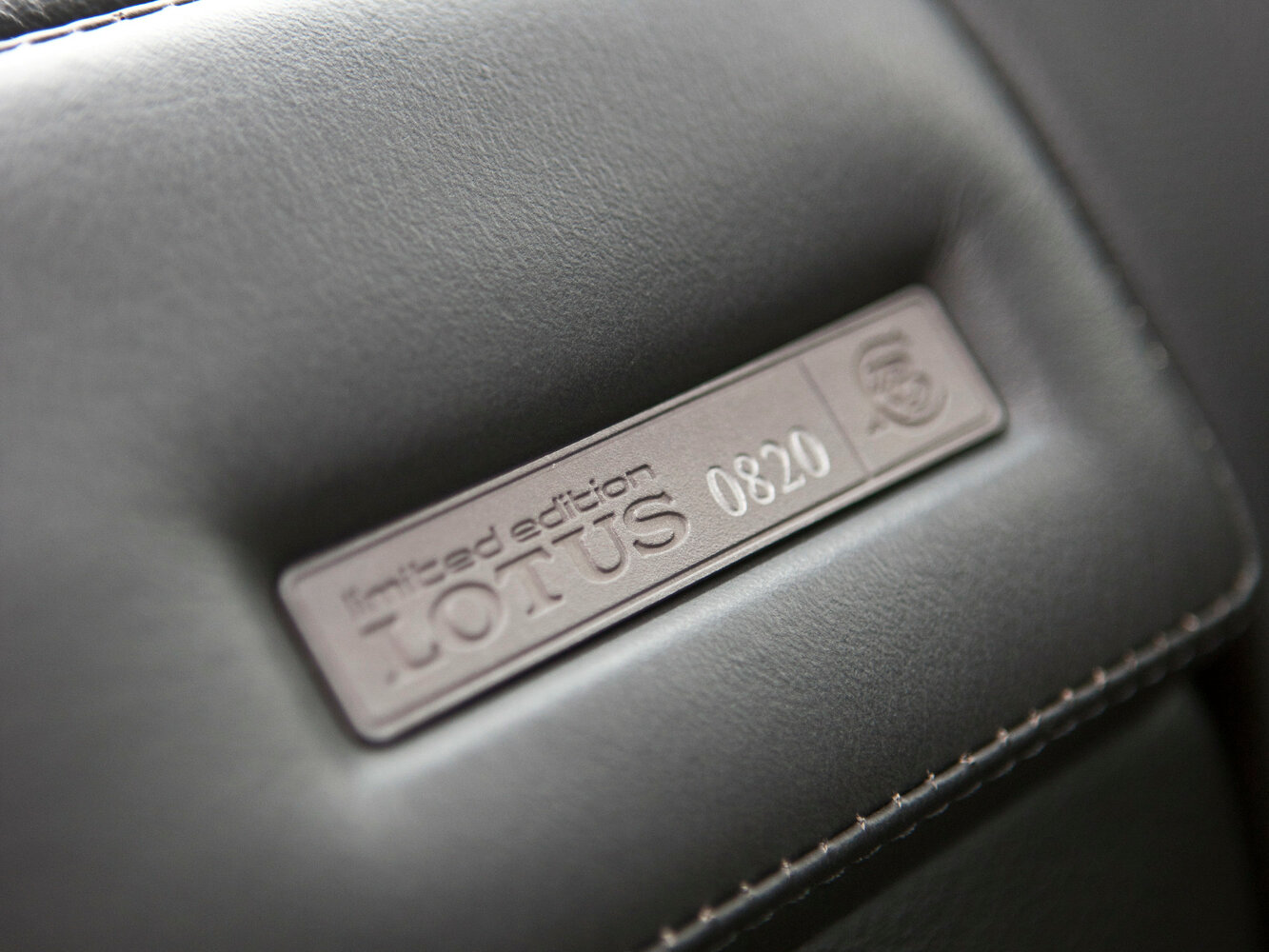 Vauxhall Lotus Carlton, 1990, фото 11