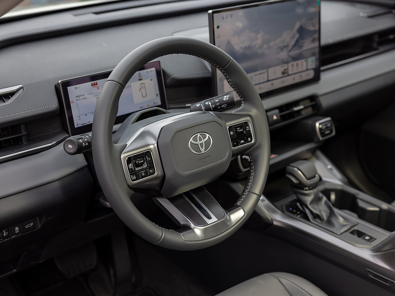 Toyota RAV4 VI (XA60), 2025, фото 7