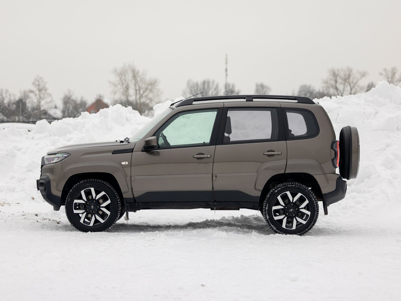 Lada (ВАЗ) Niva Travel I Рестайлинг, 2025, фото 15