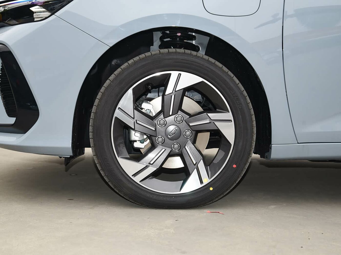 Geely Emgrand L I Рестайлинг, 2025, фото 12