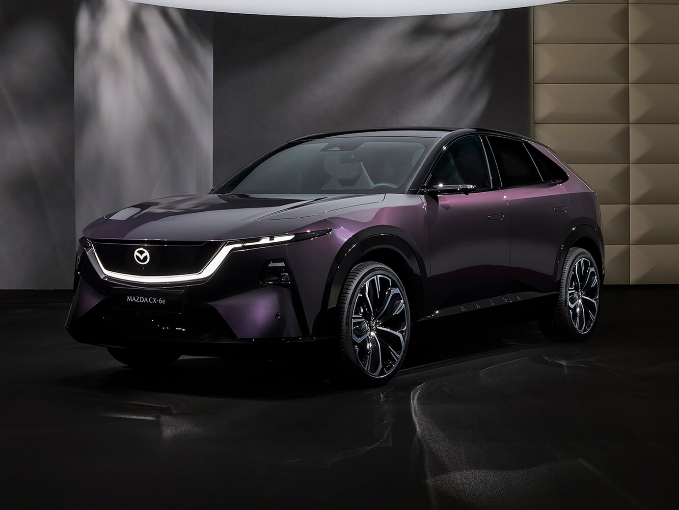 Mazda CX-6e, 2026, фото 12