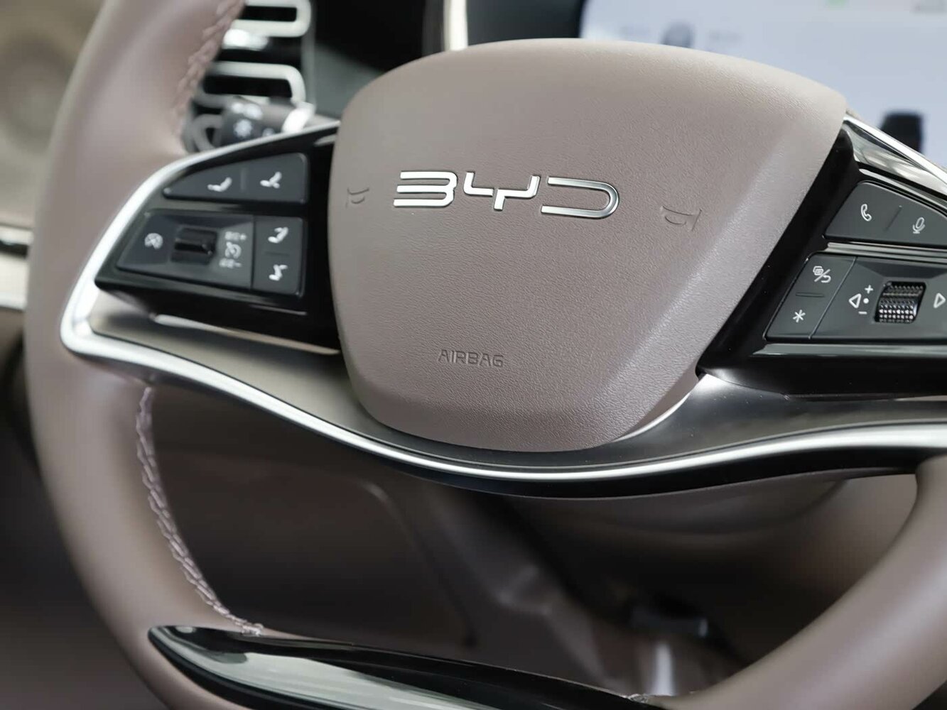BYD E9 I Рестайлинг, 2026, фото 5