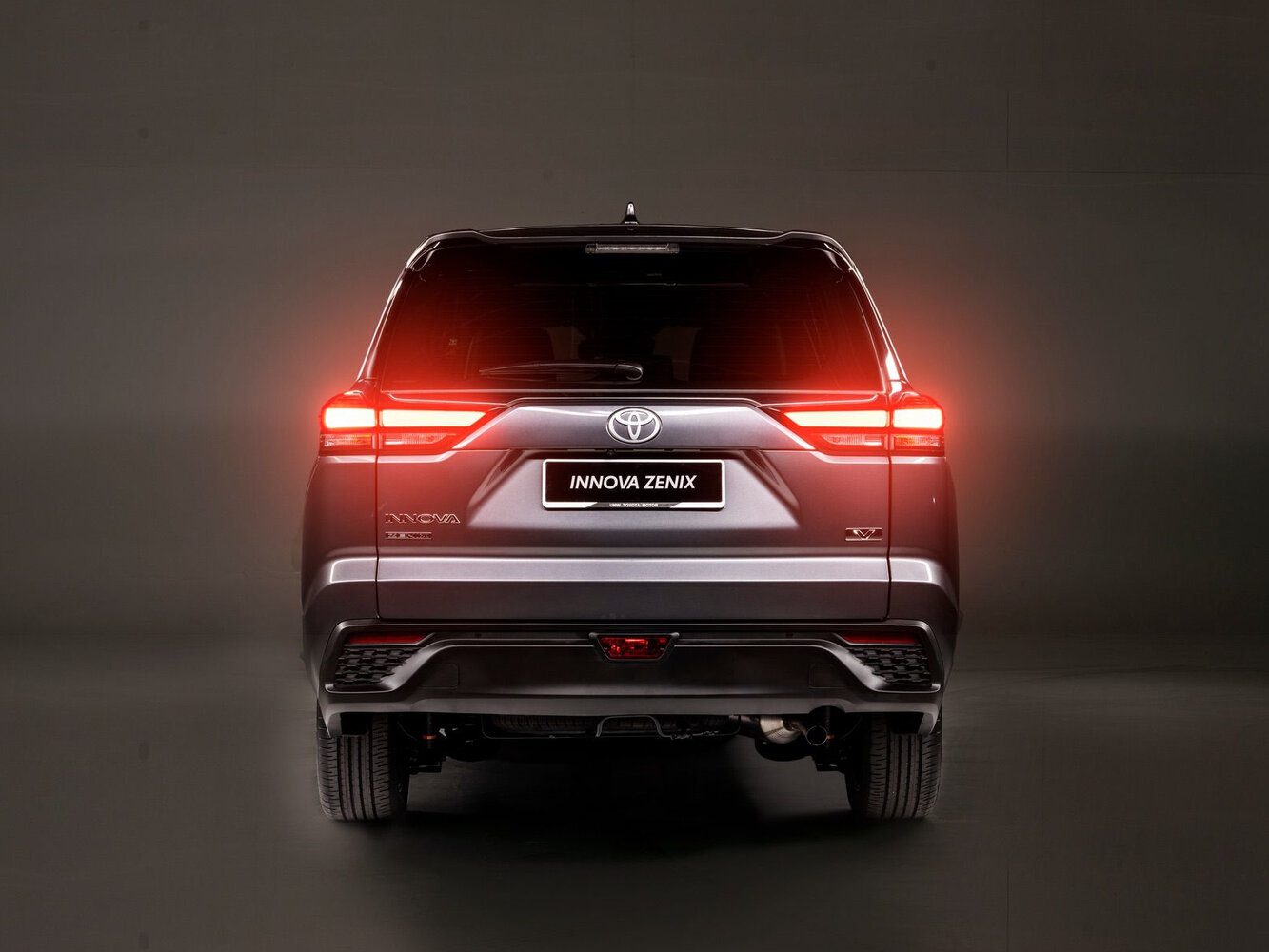 Toyota Innova III, 2026, фото 4