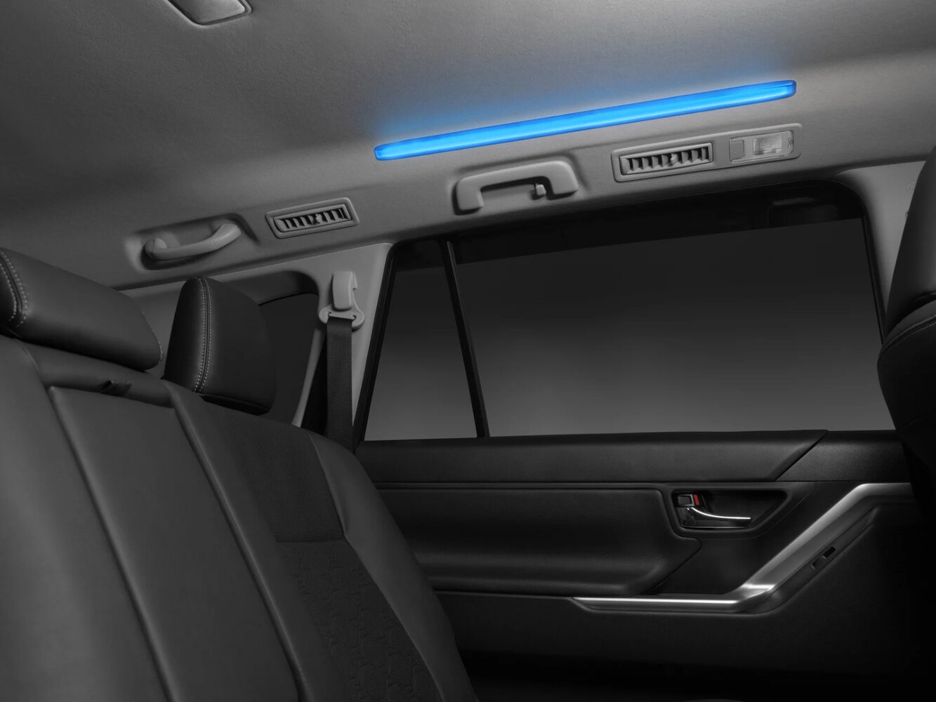 Toyota Innova III, 2026, фото 14