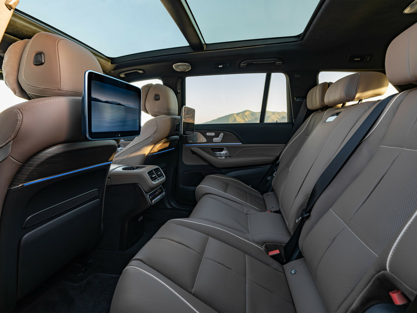 Mercedes-Benz GLS II (X167) Рестайлинг 2, 2026, фото 10