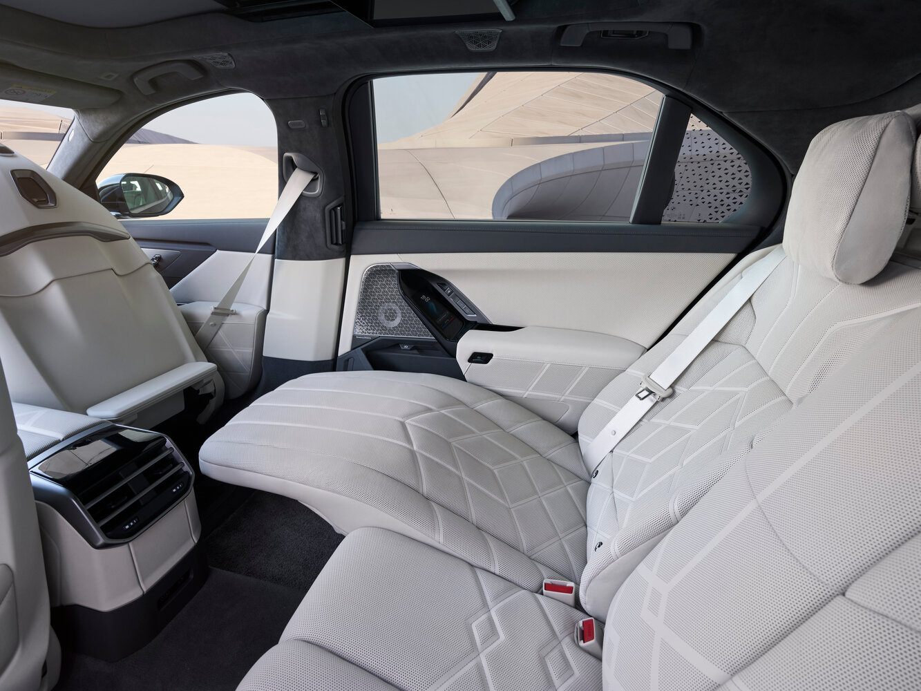 BMW 7 series VII (G70) Рестайлинг, 2026, фото 11