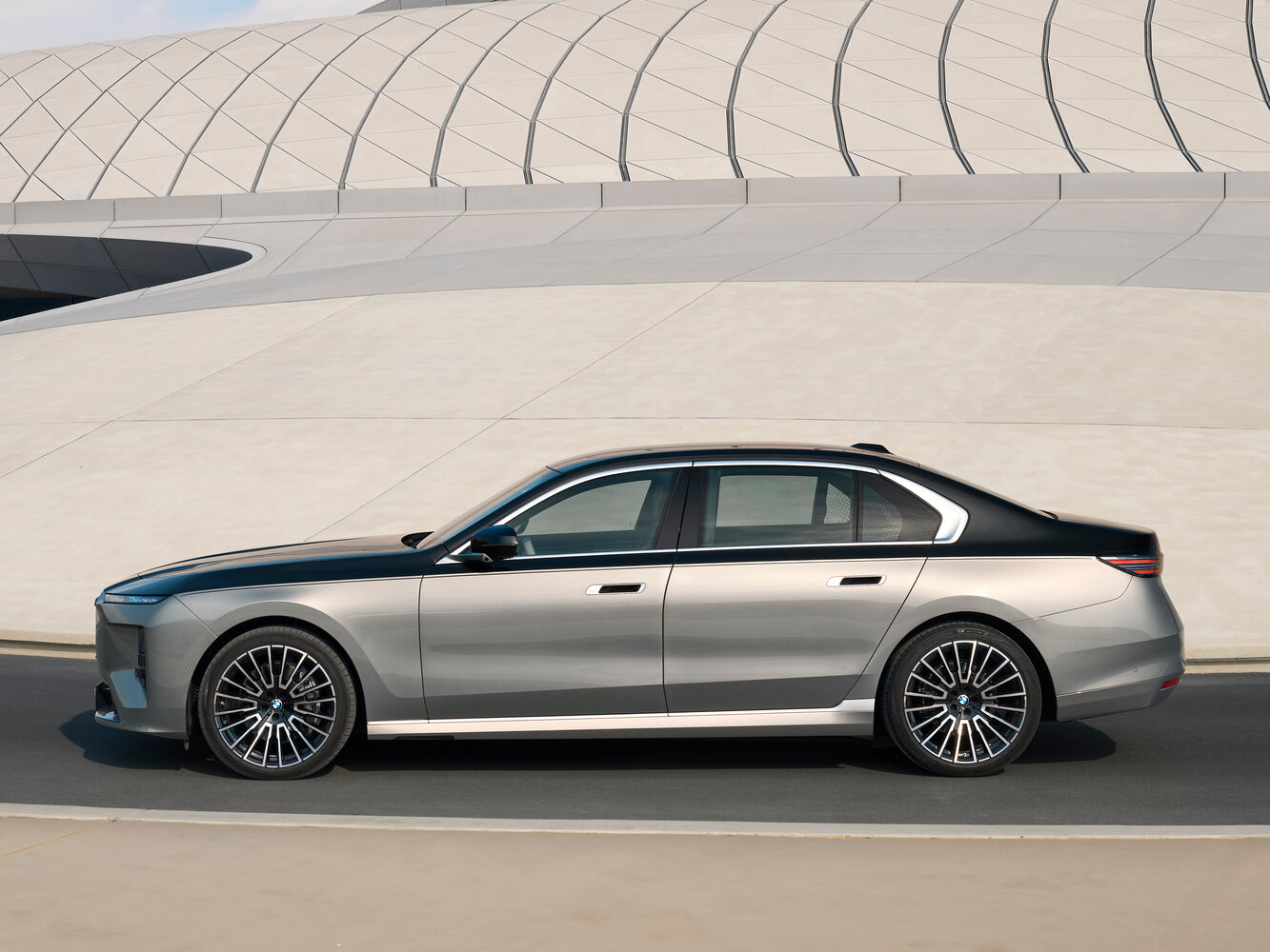 BMW 7 series VII (G70) Рестайлинг, 2026, фото 2