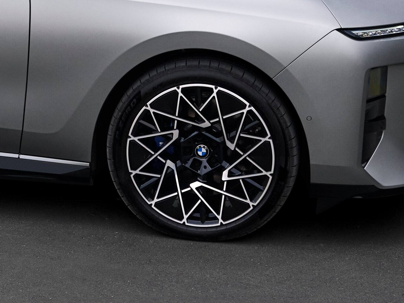 BMW i7 I (G70) Рестайлинг, 2026, фото 5