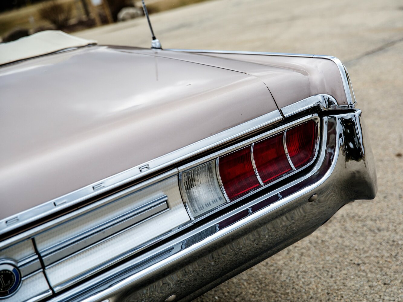 Chrysler 300 Letter Series V (300L), 1965, фото 6