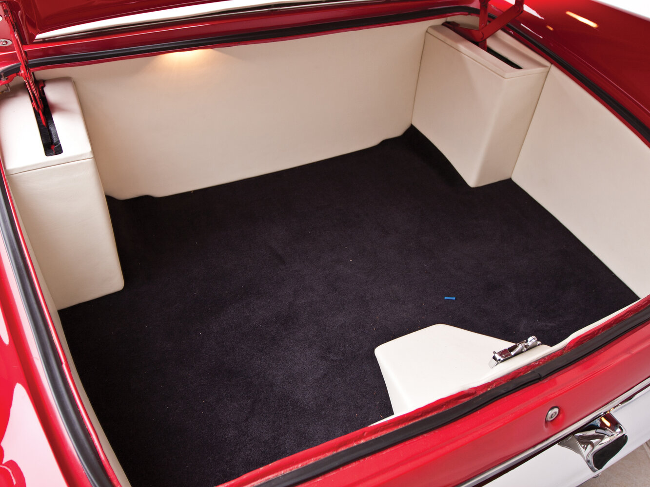 Chrysler 300 Letter Series III (300G) Рестайлинг, 1960, фото 10