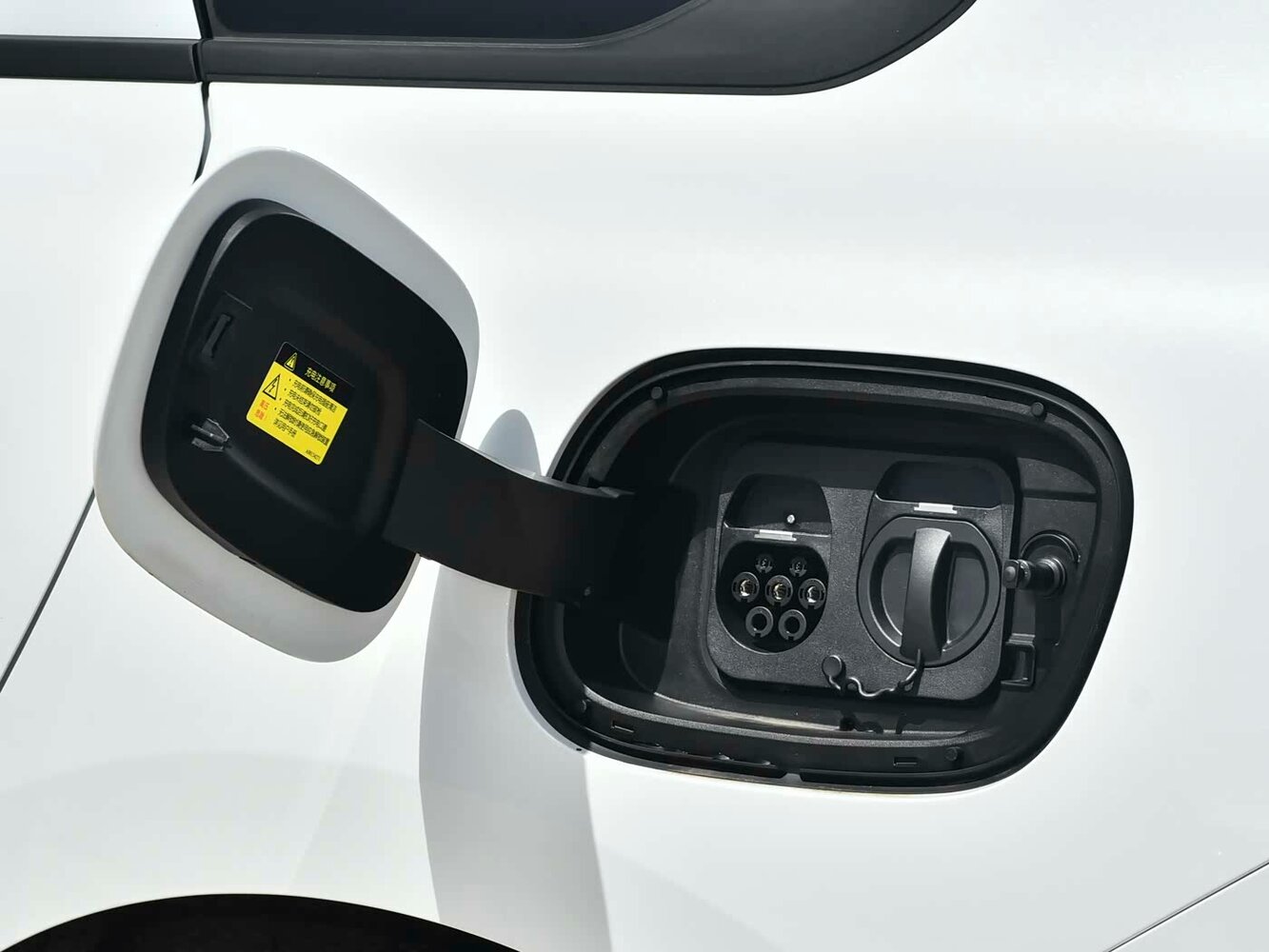 BAIC EU8, 2026, фото 7