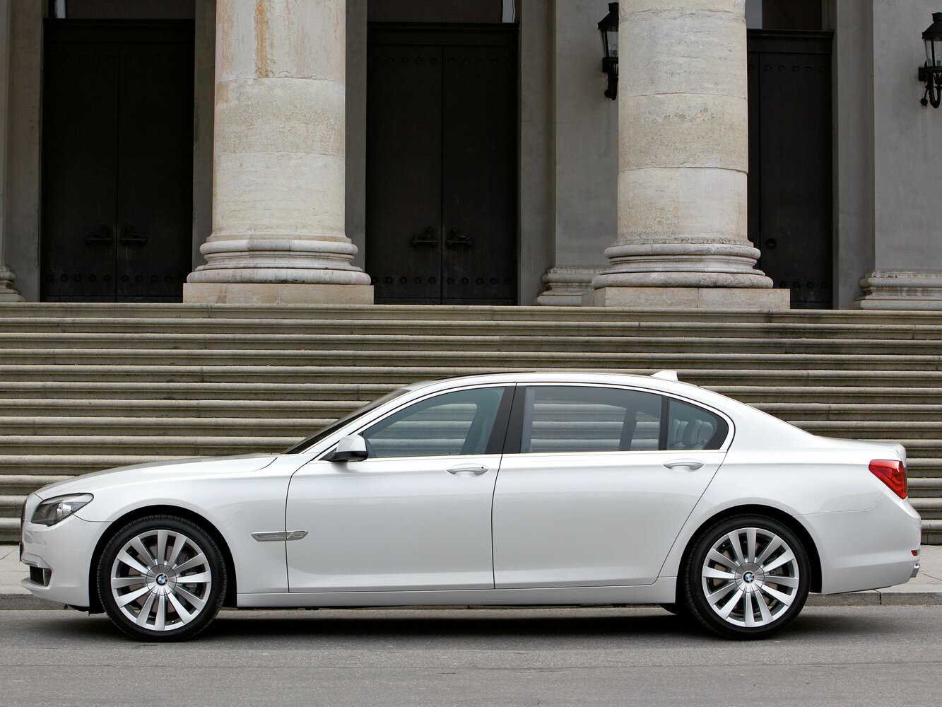 BMW 7 series V (F01/F02/F04), 2008, фото 6
