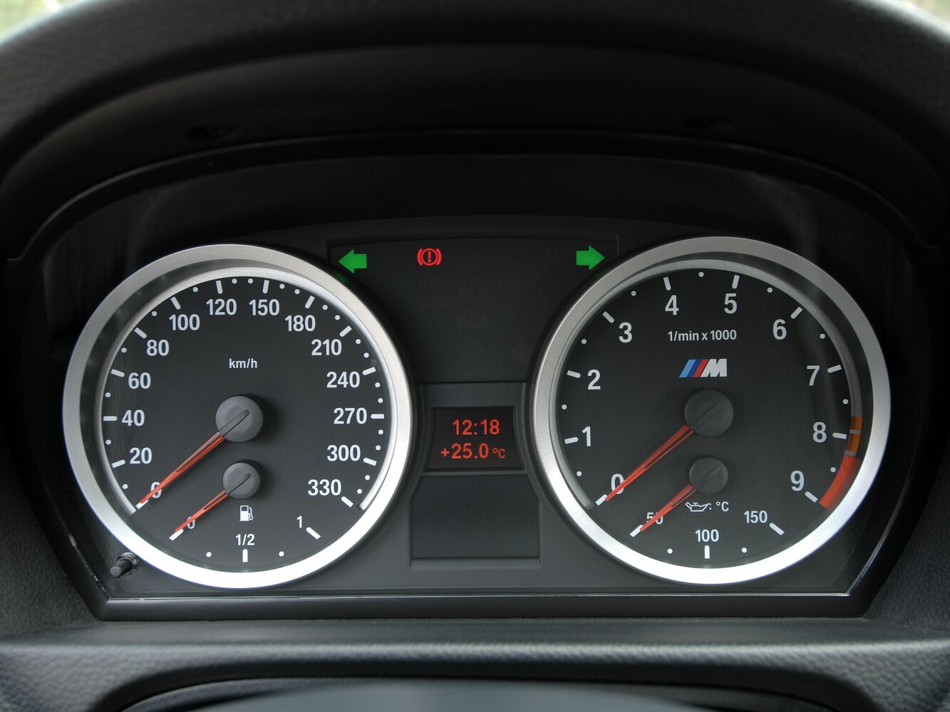 BMW M3 IV (E90), 2011, фото 11