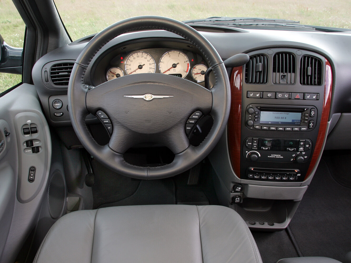 Chrysler Voyager IV Рестайлинг, 2008, фото 4