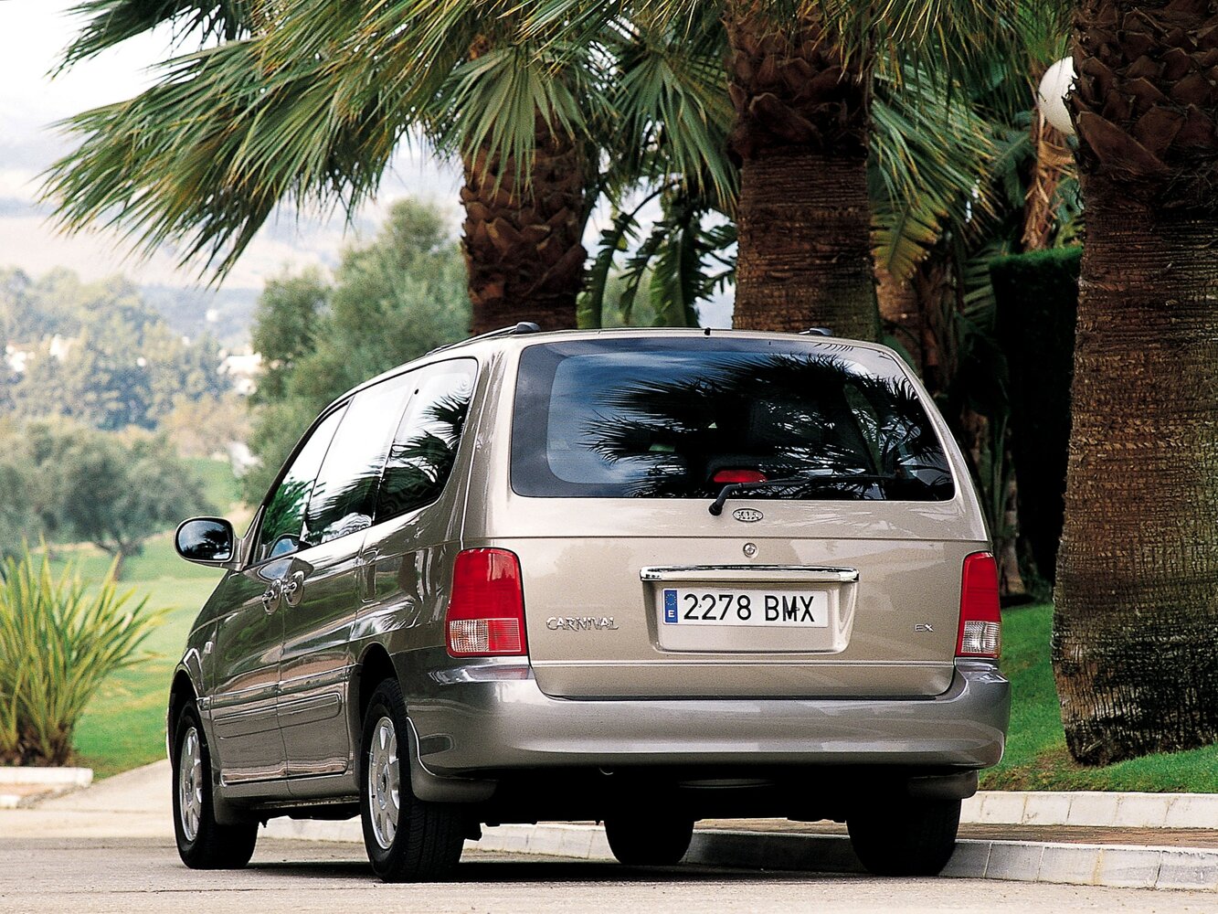 Kia Carnival I Рестайлинг, 2004, фото 4