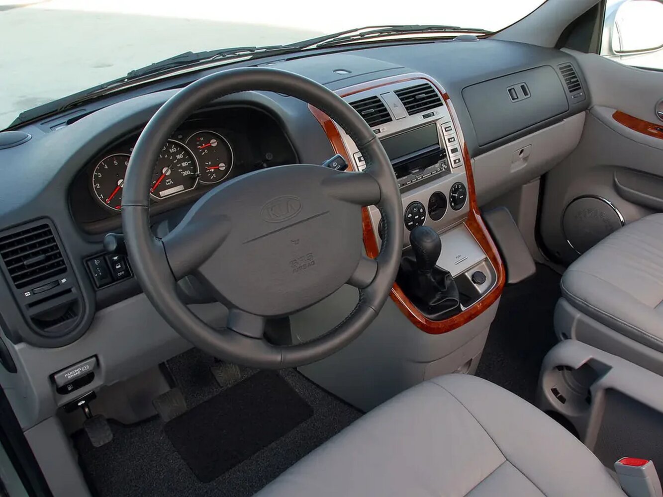 Kia Carnival I Рестайлинг, 2004, фото 5
