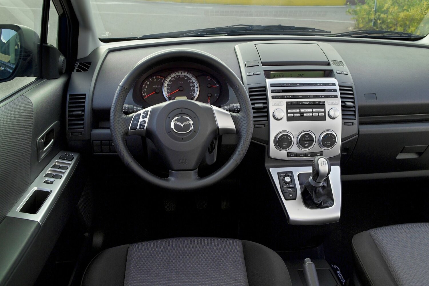 Mazda 5 I (CR), 2006, фото 5