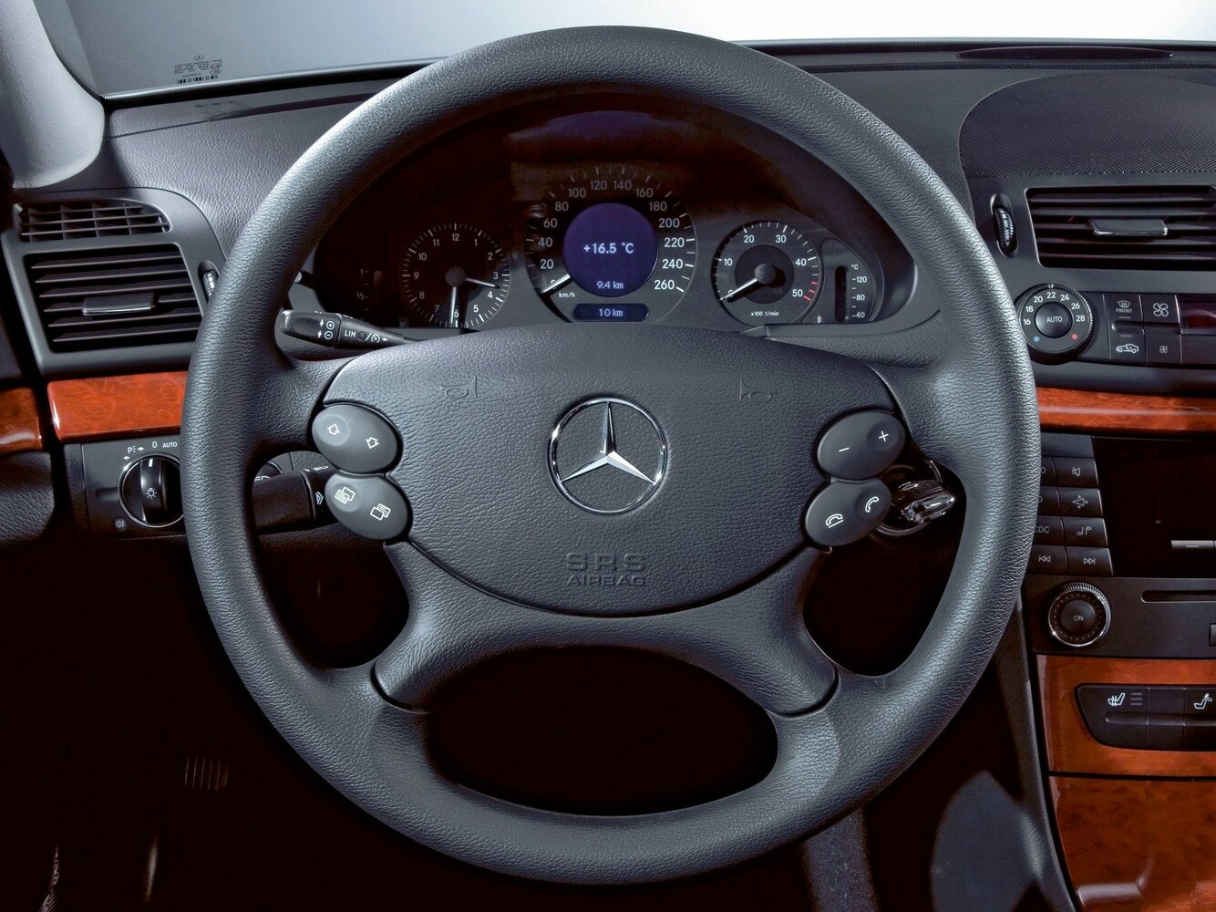 Mercedes-Benz E-Класс III (W211, S211), 2003, фото 4