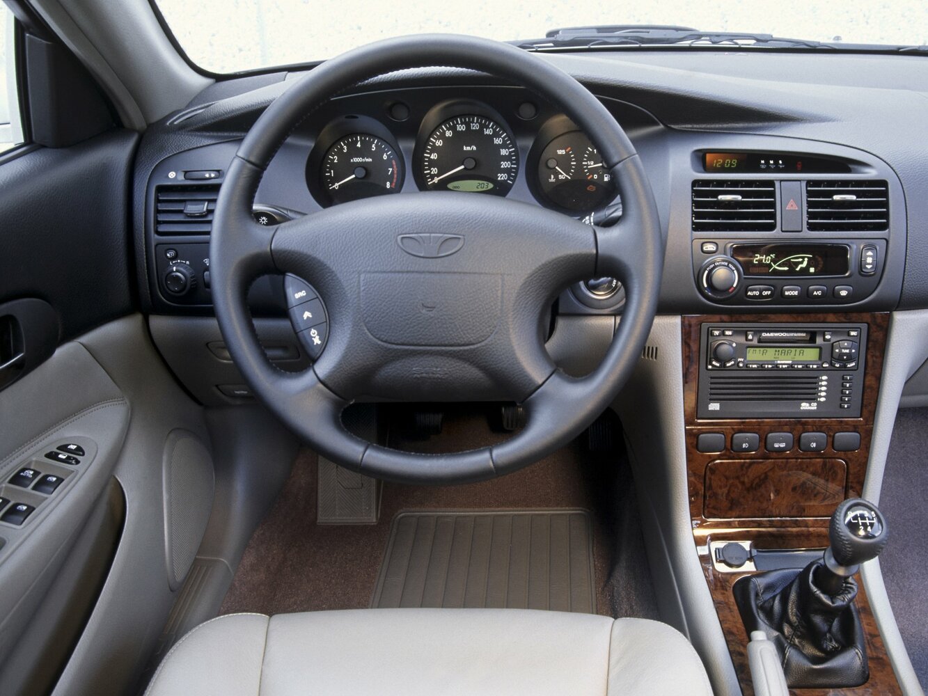 Daewoo Evanda, 2003, фото 2