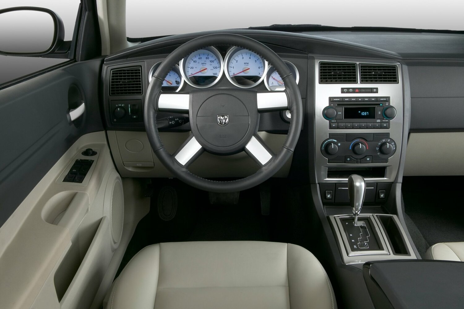 Dodge Magnum II, 2005, фото 2