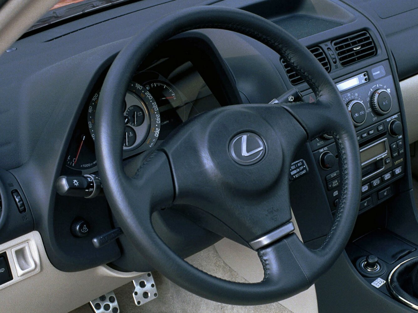 Lexus IS I, 2001, фото 1