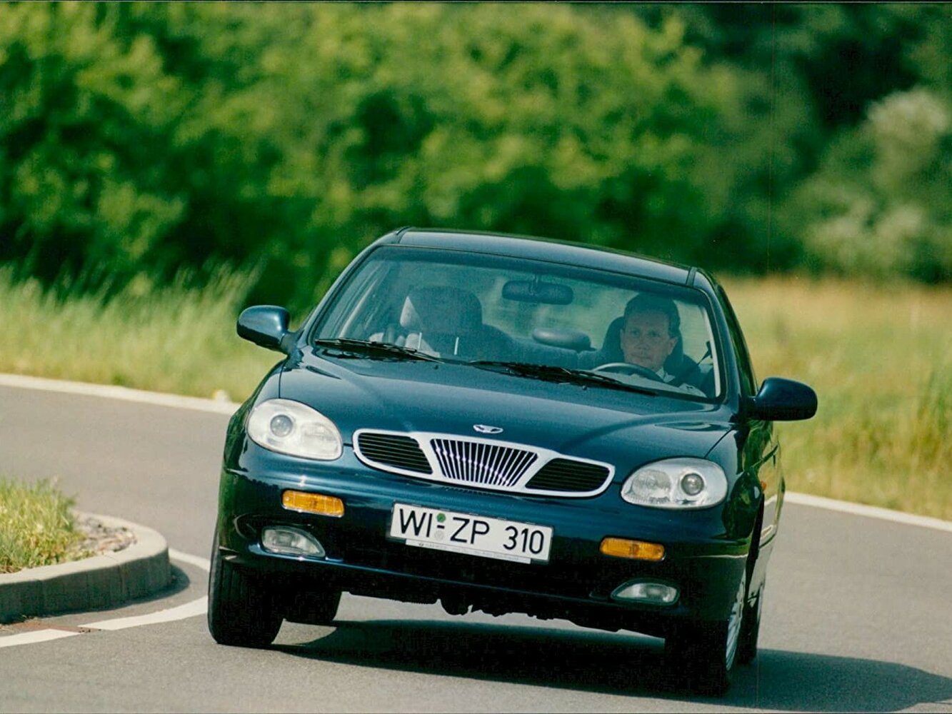 Daewoo Leganza, 1998, фото 2