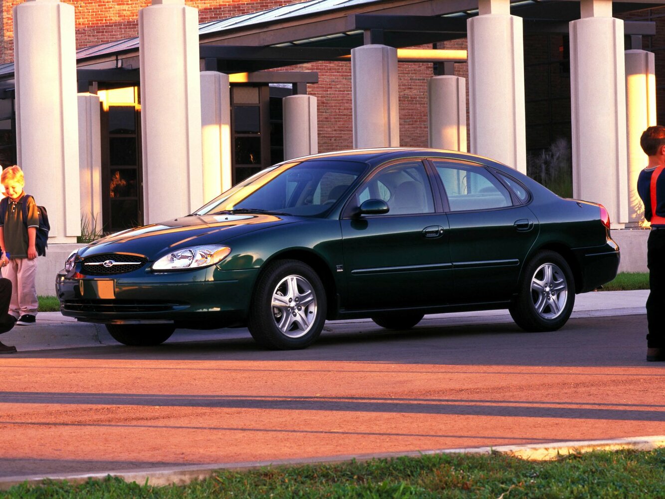 Ford Taurus IV, 2003, фото 3