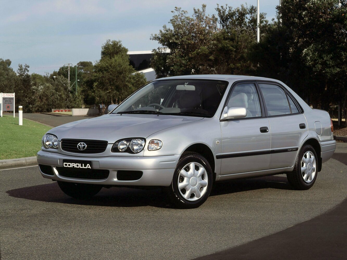 Toyota Corolla VIII (E110) Рестайлинг, 2000, фото 6