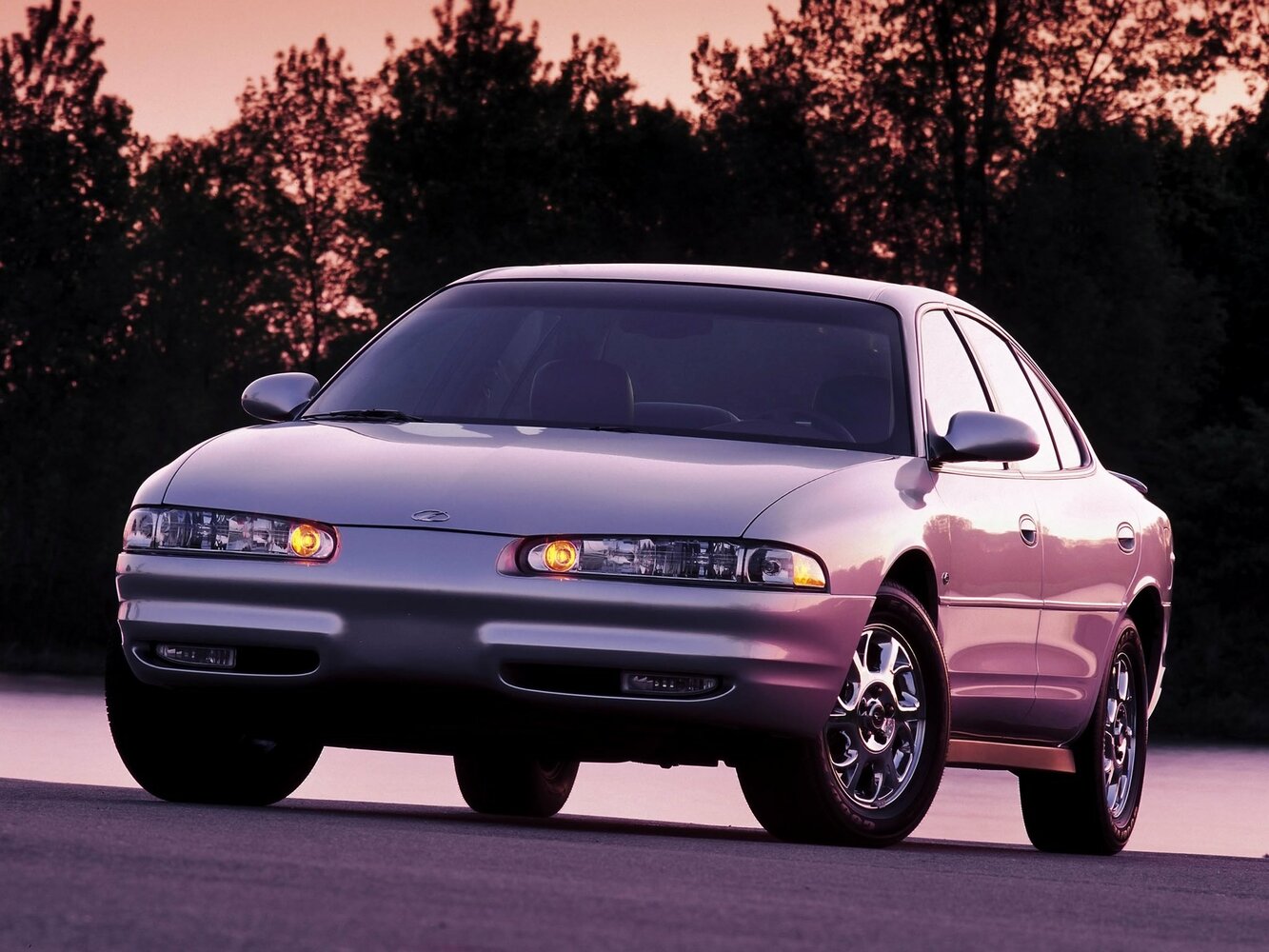 Oldsmobile Intrigue, 2000, фото 4