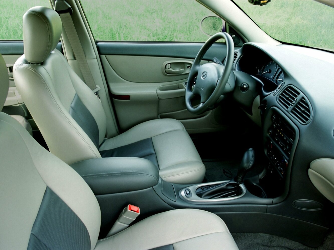 Oldsmobile Intrigue, 2000, фото 2