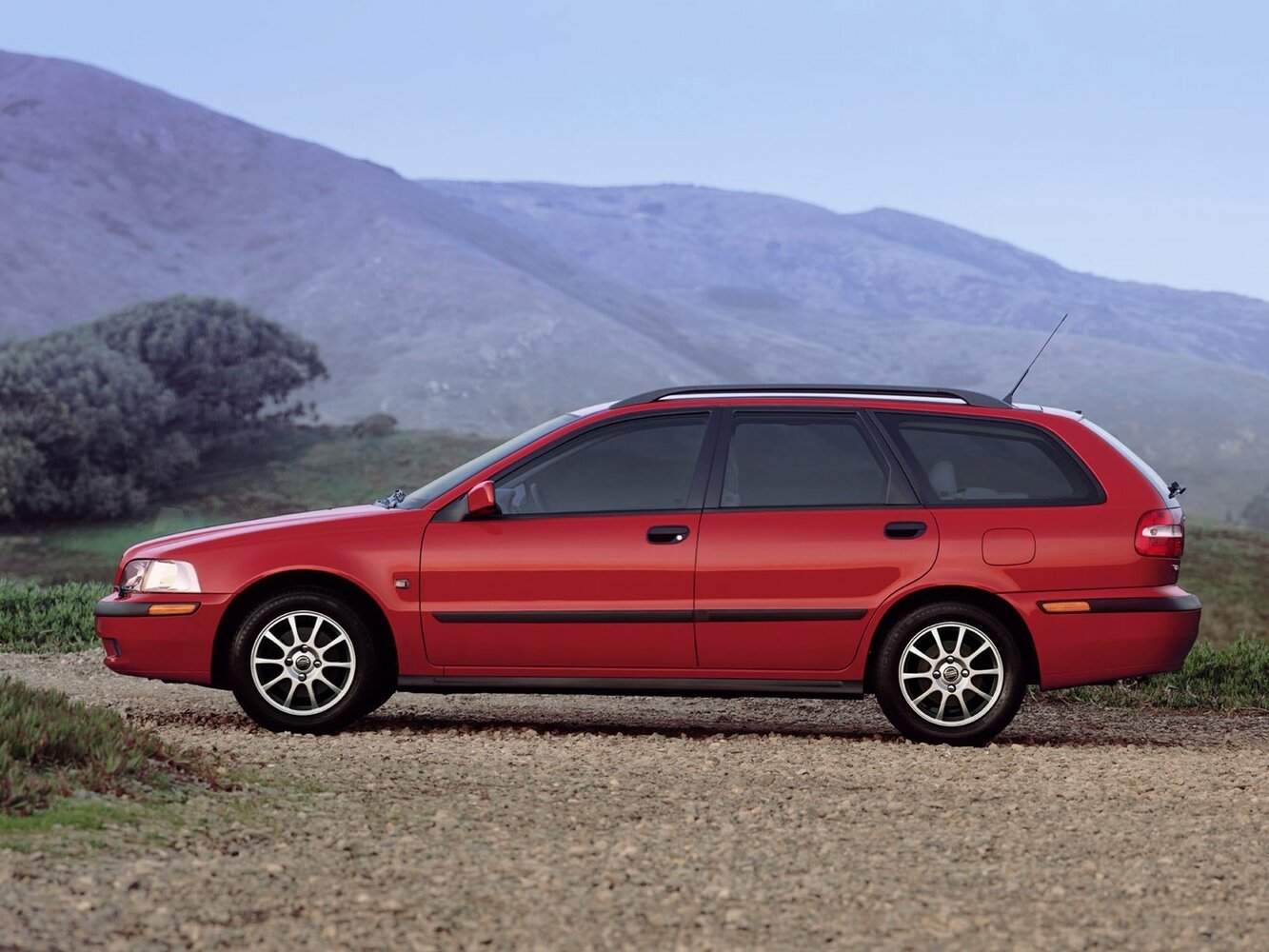Volvo V40 I Рестайлинг, 2000, фото 1